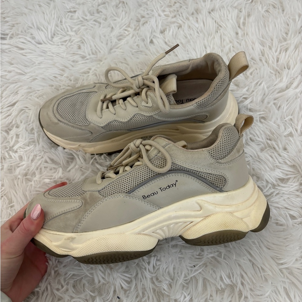 Beau Today Chunky Tan Sneakers
